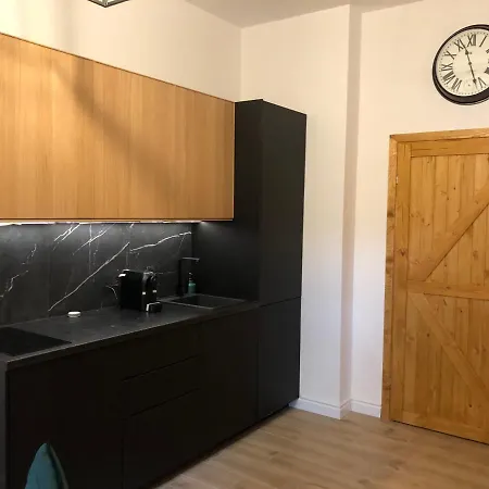 Julius アパート *